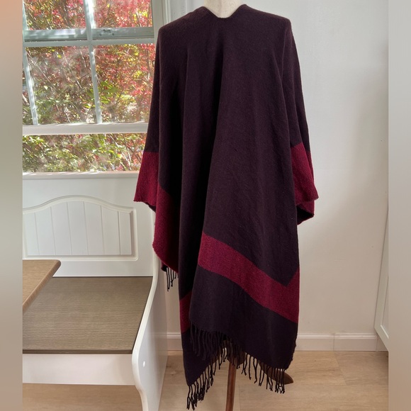 Soft Surroundings Burgundy Striped 100% Acrylic Pullover Tasseled Poncho - Picture 5 of 8